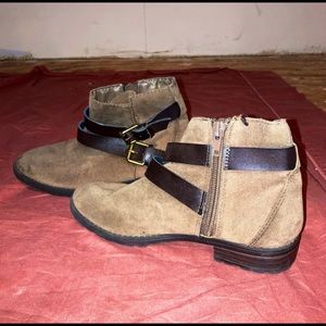 Dolce Vita Boots Girls Size 1 Brown Suede